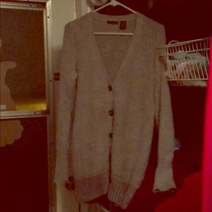 MODA International sweater